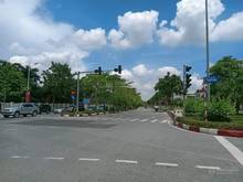 Hình ảnh Bán 300m2 Thạch Bàn 50m ra đến ngã tư Thạch Bàn - Ôtô tải đỗ - 80tr/m2