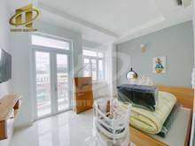 Hình ảnh Phòng đẹp ban công rộng siêu thoáng gần chợ Phạm Văn Hai Tân Bình