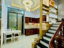 Hình ảnh Định cư sang mỹ bán nhà 1 trệt 1 lầu, 58m2, 890 triệu, gần chợ, shr
