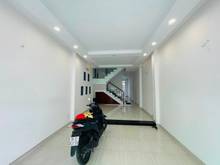 Hình ảnh Bán nhà phố đẹp kdc công íchQ4,p.Phú Mỹ Q7