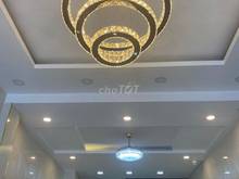Hình ảnh Bán Nhà Mặt Tiền Đường 3/2. 49m2. 4 lầu + sân thượng. 22 Tỷ