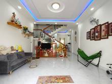 Hình ảnh Bán nhà 61m2 Lê Quốc Hưng, Q4 ngay chợ Xóm Chiếu, 1tỷ 3, gần Công viên