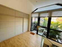 Hình ảnh Chính chủ bán nhà ngõ 470 Đường Láng gía 2,8 tỷ, 22mx6T, oto cách 10m