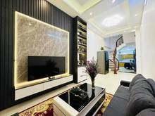 Hình ảnh Bán nhà 5 tầng - Phố TRẠM gần Cầu VĨNH TUY - LONG BIÊN.DT: 51m2.