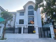 Hình ảnh Cho thuê biệt thự Nguyễn Cơ Thạch, Mỹ Đình 140 mét, 4 tầng mới đẹp