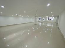Hình ảnh Cho thuê sàn văn phòng 150m2 ngõ 381 Nguyễn Khang, làm kho hàng