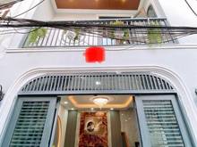 Hình ảnh Tôi cần bán gấp nhà FULL nội thất ở liền, Ngay Chợ Thạch Đà.
