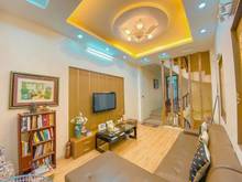 Hình ảnh Nhà Xuân Đỉnh ngõ thông Nguyễn Xuân Khoát. DT 50m2. 4 Tầng. Giá 5.3 Tỷ