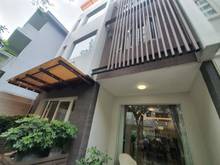 Hình ảnh Bán biệt thự sân vườn mát mẻ tại Phú Thuận, Quận 7, TP HCM