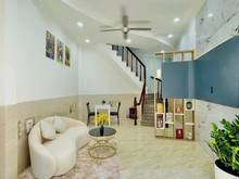 Hình ảnh Cho thuê nhà Full nội thất gần chợ Bà Chiểu thích hợp ở và kinh doanh