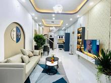 Hình ảnh Chính chủ bán gấp nhà Lạc Long Quân Q.11 48M2 2 phòng ngủ sổ riêng
