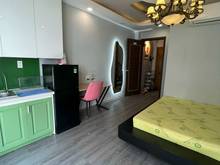 Hình ảnh Studio cửa sổ lớn thiết kế hiện đại