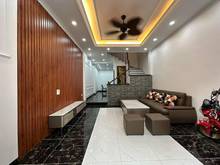 Hình ảnh Bán nhà văn cao, ba đình, 20m ô tô, 40m2 5t mt4m, giá 4.95 tỷ