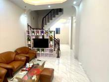 Hình ảnh Bán nhà phố cầu giấy-56mx4t- dân xây-ở ngay- nhỉnh 6 tỷ