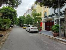 Hình ảnh Nguyễn Sơn Bồ Đề 100 m2 MT 7,2 m nhà 3 tầng gara oto lô góc - 14,5 tỷ