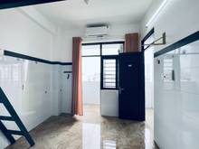 Hình ảnh Cho Thuê Phòng Ban Công Full Nt Giá Rẻ Ngay Thoại Ngọc Hầu,Nguyễn Sơn