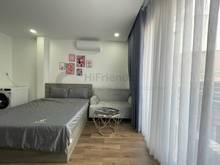 Hình ảnh Studio nội thất cơ bản có vách ngăn tách bếp riêng biệt ở được ngay