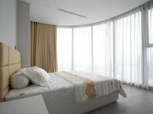 Hình ảnh Cần Cho Thuê Nhanh Căn Hộ Full Nội Thất Ở Quận 1 Vinhome Golden River