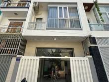 Hình ảnh Sát vách Quận 7 hẻm ô tô tránh nhau,nhà cao cửa rộng ở ngay chỉ hơn 5T