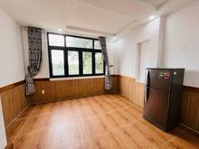 Hình ảnh Studio Giá Rẻ , Full Nội Thất , Cửa Sổ Thoáng Mát Ngay Đh Công Nghiệp