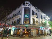 Hình ảnh Cho thuê sảnh chân đế tòa nhà mặt phố THÁI HÀ, DT 240m2, MT 6m