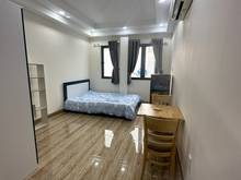Hình ảnh Studio cửa sổ lớn, phòng rộng rãi