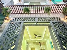 Hình ảnh Bán Nhà Phố Đ.cách Mạng T8,p.10, Q3 , Giá2,3 Tỷ/105m2, SHR