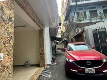 Hình ảnh Nhà võng thị cạnh hồ tây 7t thang máy ô tô vào nhà, dân tự xây, 2 mặt