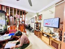 Hình ảnh Võng Thị trung tâm HỒ Tây,Sát Phố, NGÕ THÔNG, Ô TÔ ĐỖ CỔNG 45m  7tỷ.