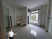 Hình ảnh Nhà hẻm xe hơi Nguyễn Xí, 4x8m, 3 tầng, 2pn rộng, 3wc, 13tr