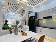 Hình ảnh Nhà đẹp 4 tầng Nguyễn Văn khối, 4 phòng ngủ, xe hơi vào nhà