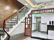 Hình ảnh Vỡ nợ: Nguyễn Ngọc Lộc P14 Q10 Giá: 1,36 tỷ ( Dt:45m2 )
