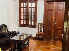 Hình ảnh Nhà Nguyên Hồng, Đống Đa, 46 m2, Mt 5m, nhà phân lô ô tô, vỉa hè