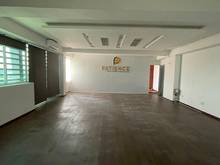 Hình ảnh Văn phòng 90m2, giá chỉ 15triệu/tháng, Gần sân bay, ngay trung tâm thà