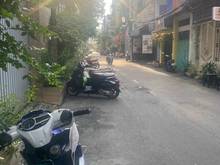 Hình ảnh CC Bán Gấp Nhà 4 Tầng MT Khu Cư Xá Đô Thành P4 Q3 Với Bề Ngang Khủng