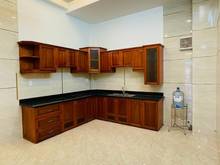 Hình ảnh Cho thuê nhà mới 4 phòng ngủ, đầy đủ tiện nghi Quận Phú Nhuận.