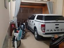 Hình ảnh Xe hơi ngủ trong nhà, Nhà 3 tầng, ngay Phạm Viết  Chánh, sát Q1