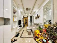 Hình ảnh Bán nhà Hai Bà Trưng, Phố Lạc Trung 5,5 tỷ, 33m2, thang máy, 2 thoáng