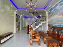 Hình ảnh Cô năm kẹt tiền bán gấp nhà Bùi Đình Tuý,P12,BT,DT:105m2/giá 2tỷ380tr