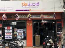 Hình ảnh Cho Thuê nhà mặt tiền 6 x 10. 2 Lầu Đường Hoàng Hoa Thám
