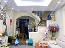 Hình ảnh Chi 6 tỷ nhà đẹp khu PL ngõ 379 Đội Cấn quận Ba đình 52m 4T MT 4m.