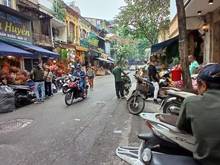 Hình ảnh Mặt phố Hàng Rươi, gần ngã tư Hàng Mã, 79m2 giá 27,6 tỷ