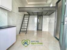 Hình ảnh Khai trương phòng ban công có máy lạnh, kệ bếp ngay Vòng Xoay Phú Lâm
