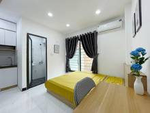 Hình ảnh Bán tòa dòng tiền 700 triệu/năm, mới đẹp, 2 thoáng tt Cầu Giấy Hà Nội