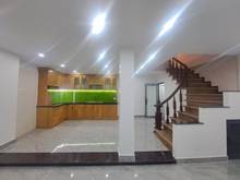 Hình ảnh +NHÀ ĐẸP-DÂN XÂY-GẦN Ô TÔ TRÁNH-nội thất xịn xò.