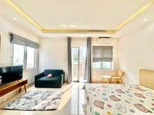 Hình ảnh Cho Thuê Căn Hộ Ban Công 1 Phòng Ngủ  Cao Cấp - Xô Viết Nghệ Tĩnh QBT
