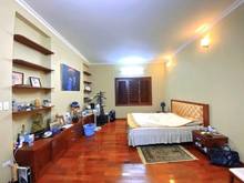 Hình ảnh Nhà đẹp Linh Lang -PHÂN LÔ-ÔTÔ 7chỗ vào nhà-2thoáng-Đội Cấn101m 25tỷ.
