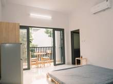 Hình ảnh Phòng cho thuê bancol tách bếp Đặng Thùy Trâm ngay Đại học Văn LangCS3
