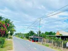 Hình ảnh BÁN ĐẤT ĐẸP MT ĐT784B Khu vực đông đúc gần trường học 300m Thuộc xã C