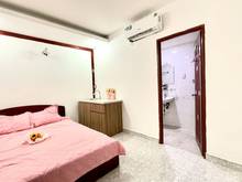 Hình ảnh Phòng có nội thất, WC trong phòng mặt tiền trần trọng cung Q7
